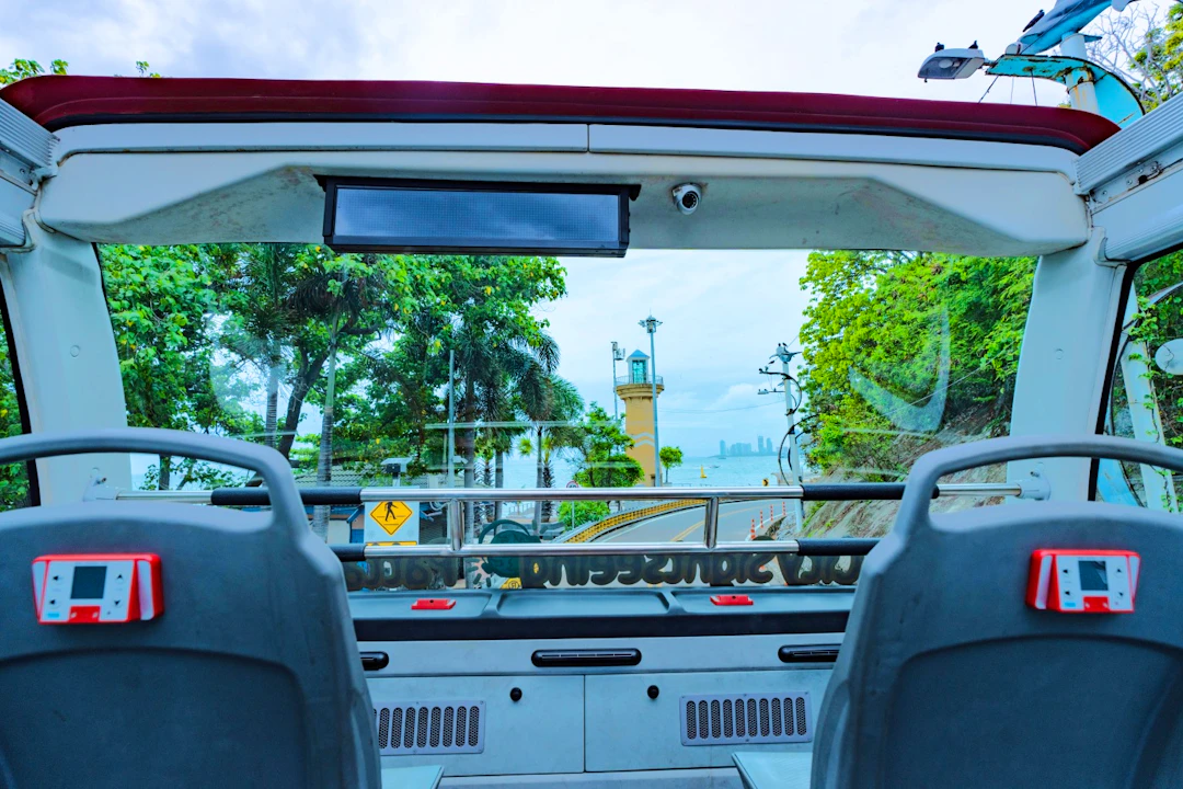Pattaya Hop-On Hop-Off Bus Tour by Elephant Bus Tours Ticket